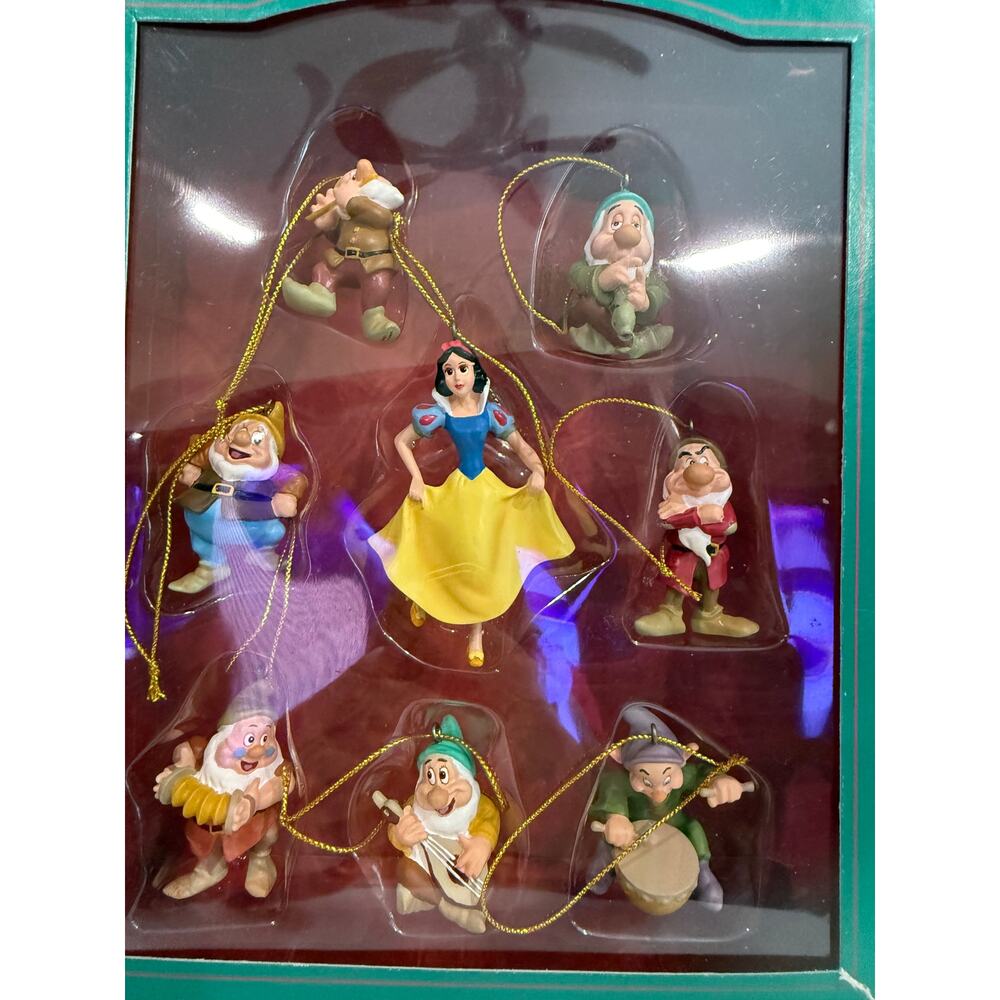 Disney Snow White & The Seven Dwarfs Christmas Ornament Set Storybook Box - Picture 2 of 5